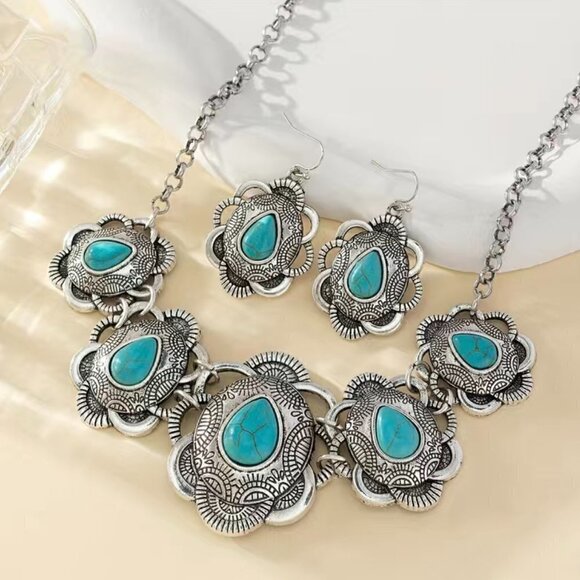 Faux Turquoise and Silver Concho Chain Necklace and Earrings Set (#1122) - Picture 3 of 7